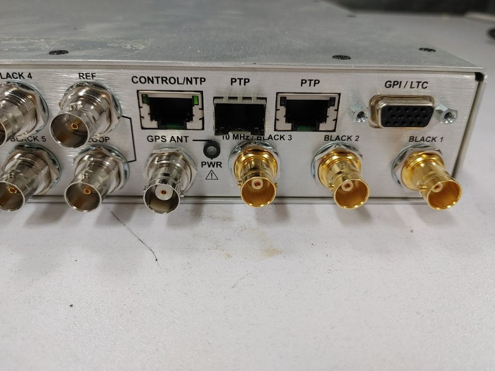 Tektronix spg8000A Master Sync/Clock GPS HD SDI Multi Format Reference Generator