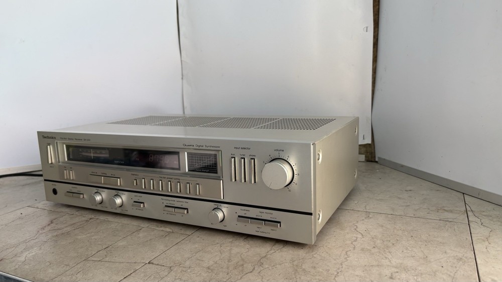 Technics SA-222 Stereo Receiver*VINTAGE!*