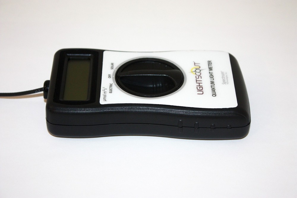 Spectrum Technologies 3415FXSE LightScout Solar/Electric Quantum Meter, Ext Sen