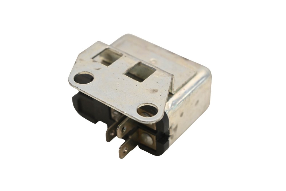 Mack 2MR219 Relay NOS