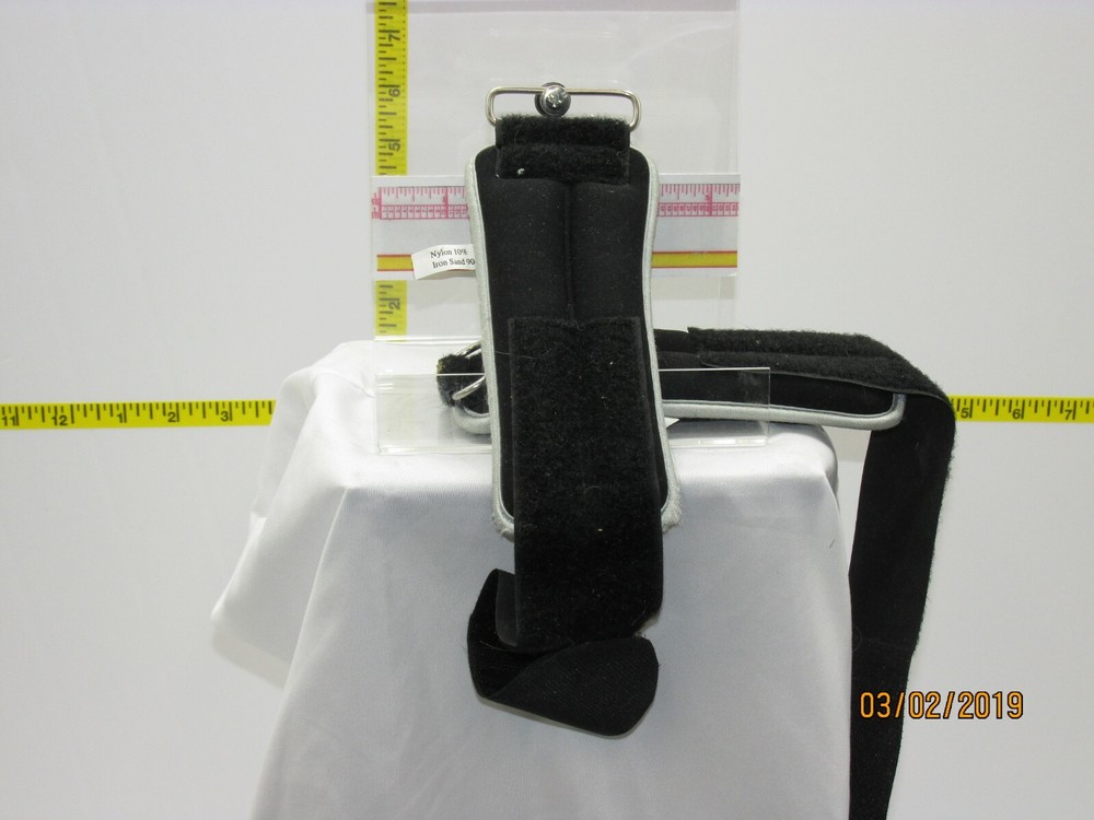 Generic Ankle Weights 2 X 1 Pound to Maximize Workouts.