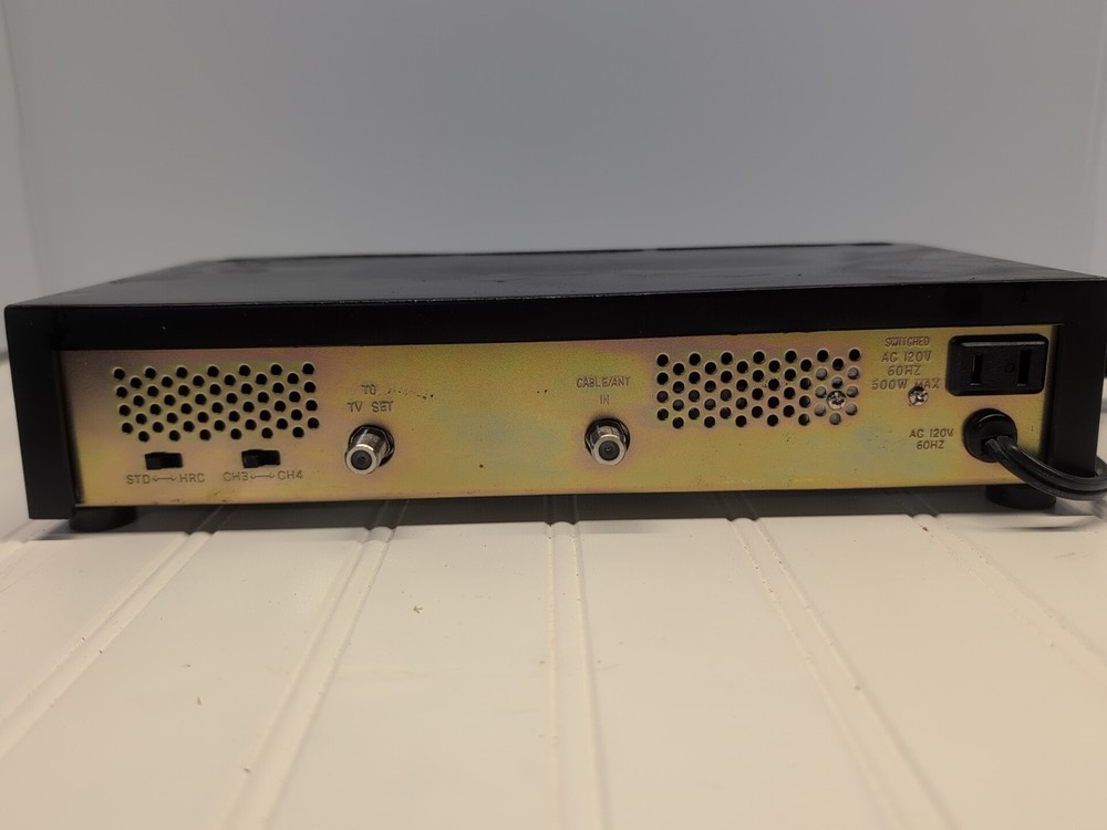 Universal V-7072 Wireless Remote Control TV-Cable Channel Tuner