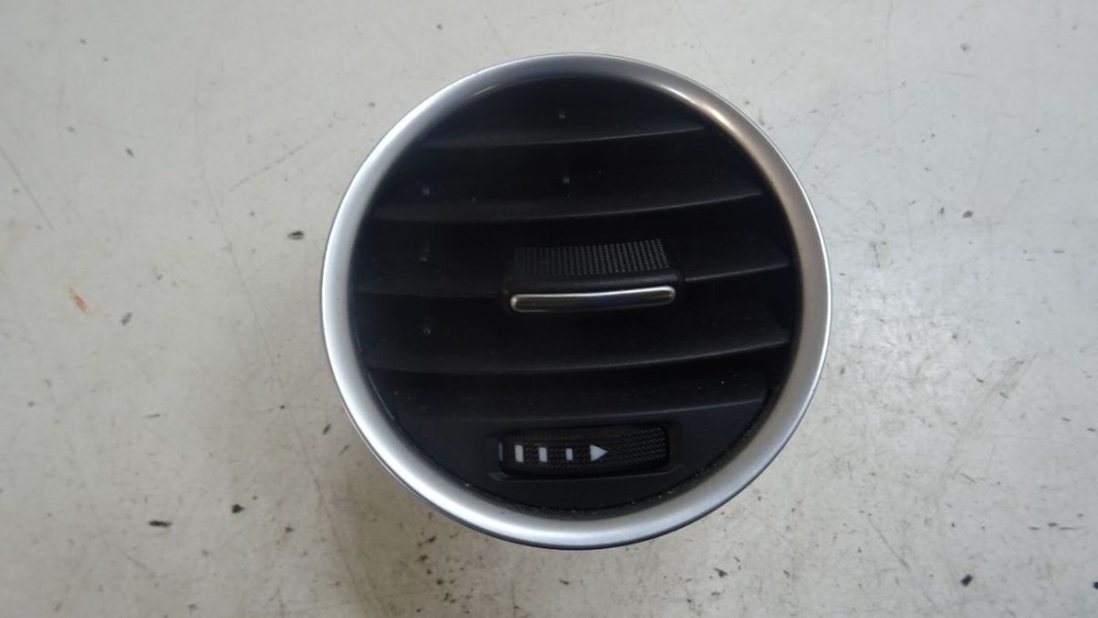 SEAT EXEO (2011) AIR VENT DASHBOARD CENTRE  3R0820951