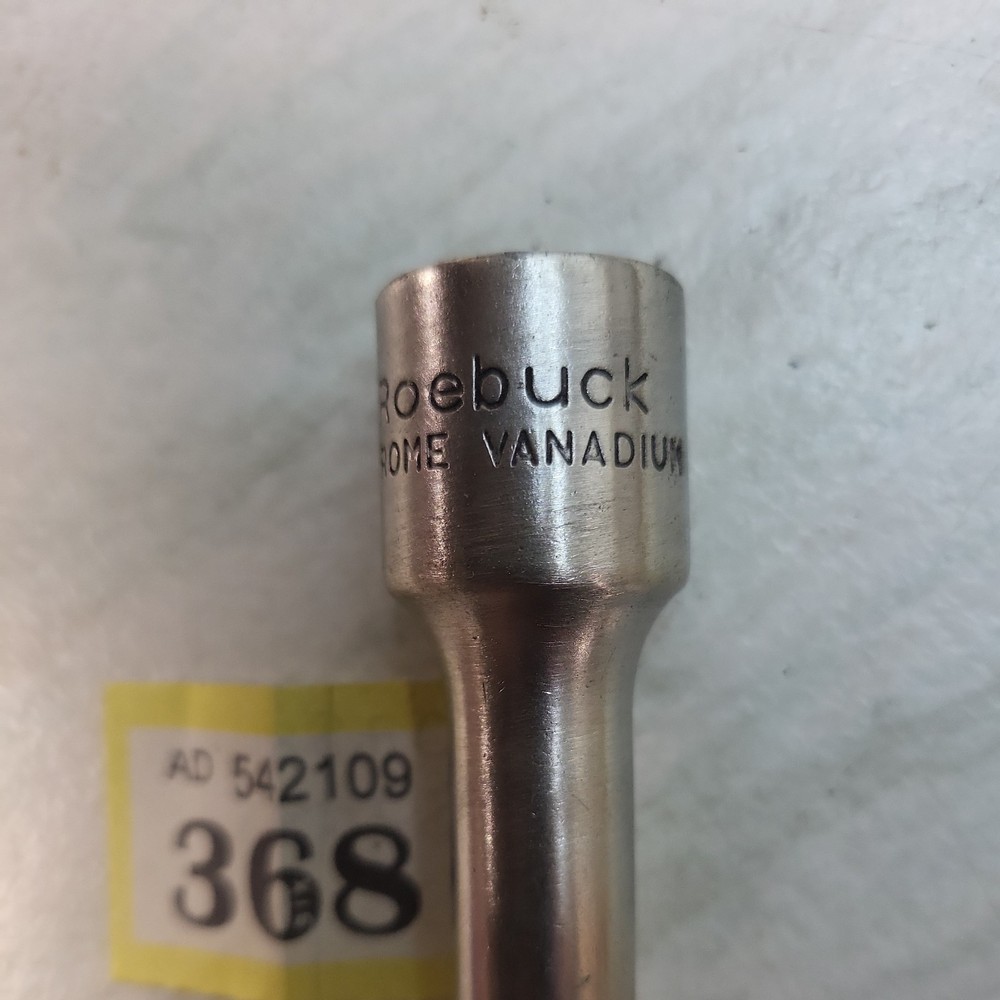 Roebuck 1/2" Socket Extension Bar. 250mm/ 10" overall length.Chrome Vanadium.