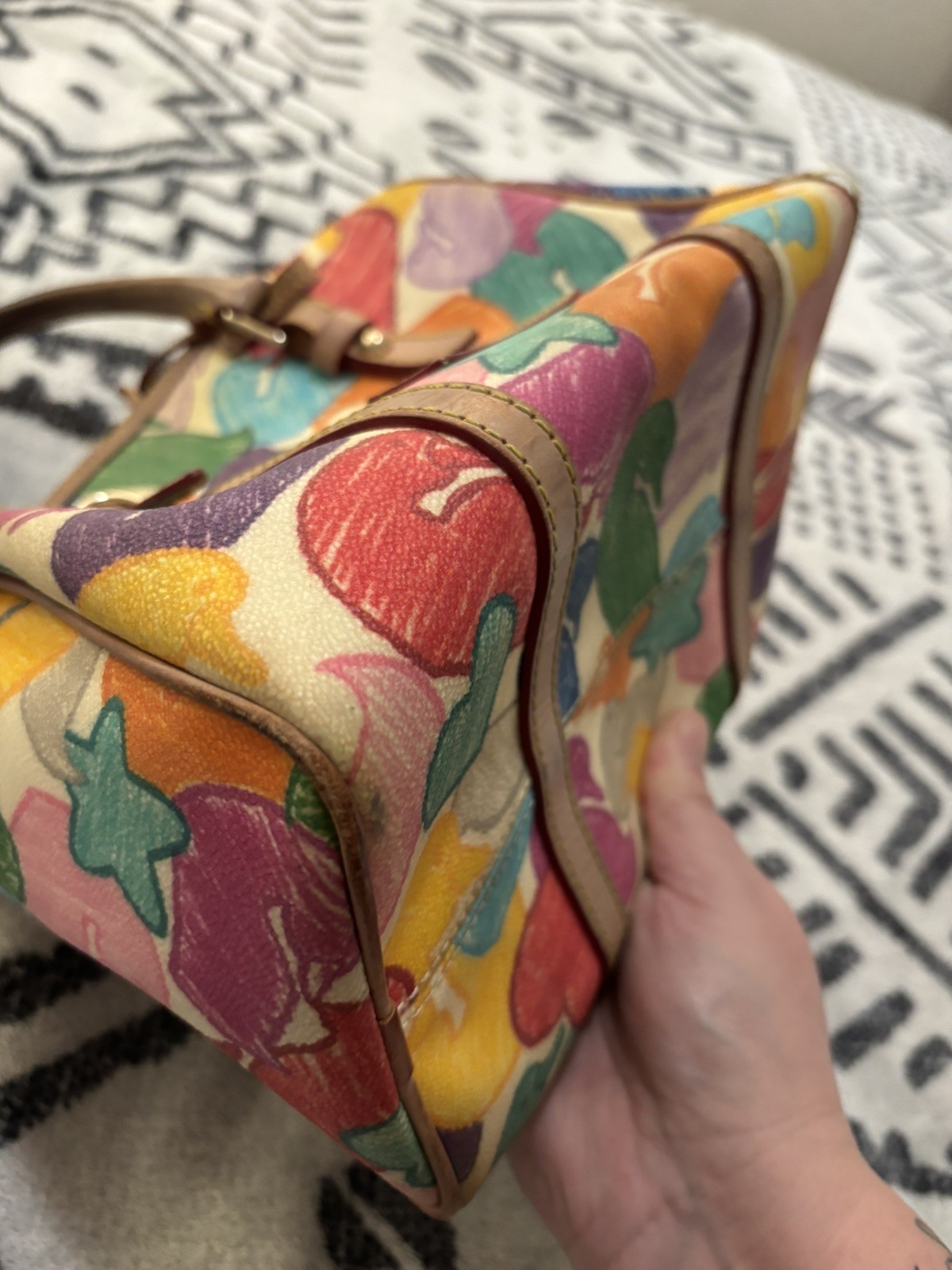 Dooney Bourke Wonder Duck Satchel please see all pics