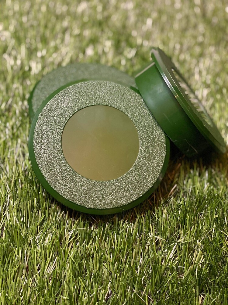 Bad Dogs - Golf Cup Cover - optimize your putting green experience!