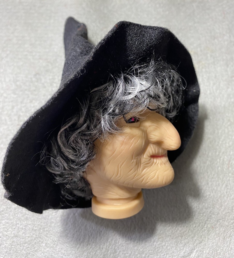 3" x 4" Vinyl Witch Head with Neck