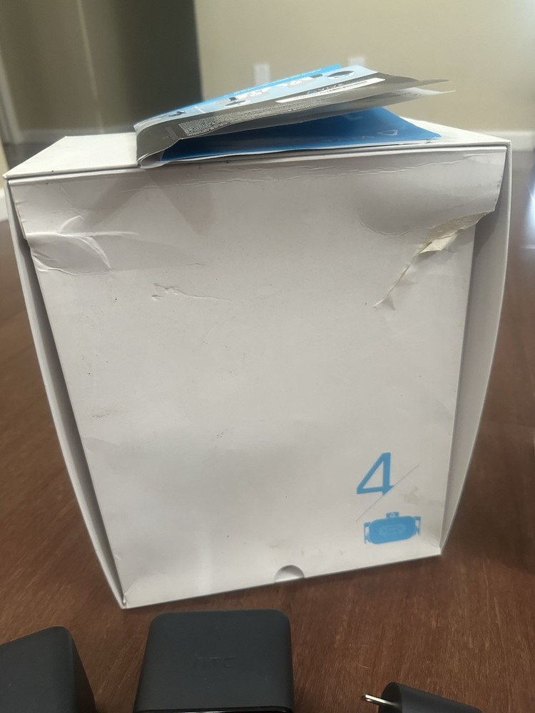 HTC VIVE Pro Headset VR Full Set Complete System Virtual Reality Kit Tested