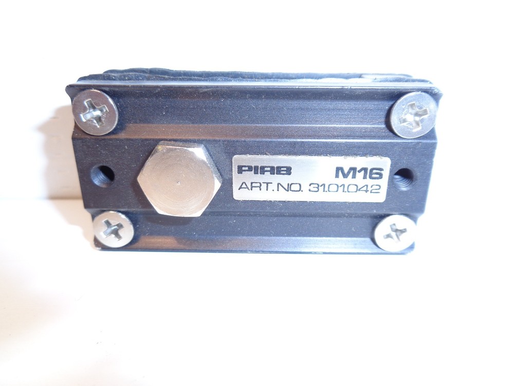PIAB M16 ART NO: 31.01.042 Multi-Ejector Vacuum Pump
