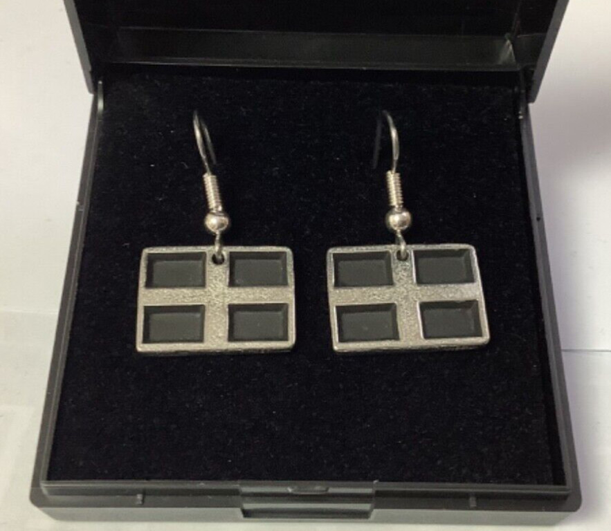 Cornwall / Cornish Flag Metal And Pewter Cuff Links