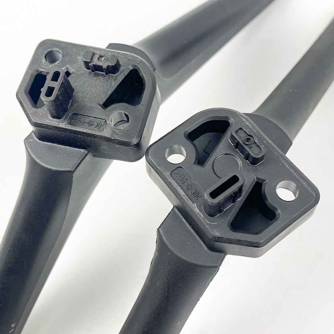 Hisense TV Stand Legs 268279 for 50R6E3 58R6E3 55H6570G - OEM Pair Used