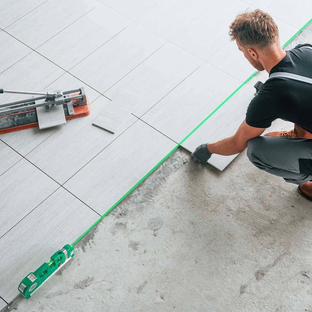 Versatile Laser Level with Cross Line Functionality - Ideal for Home Projects