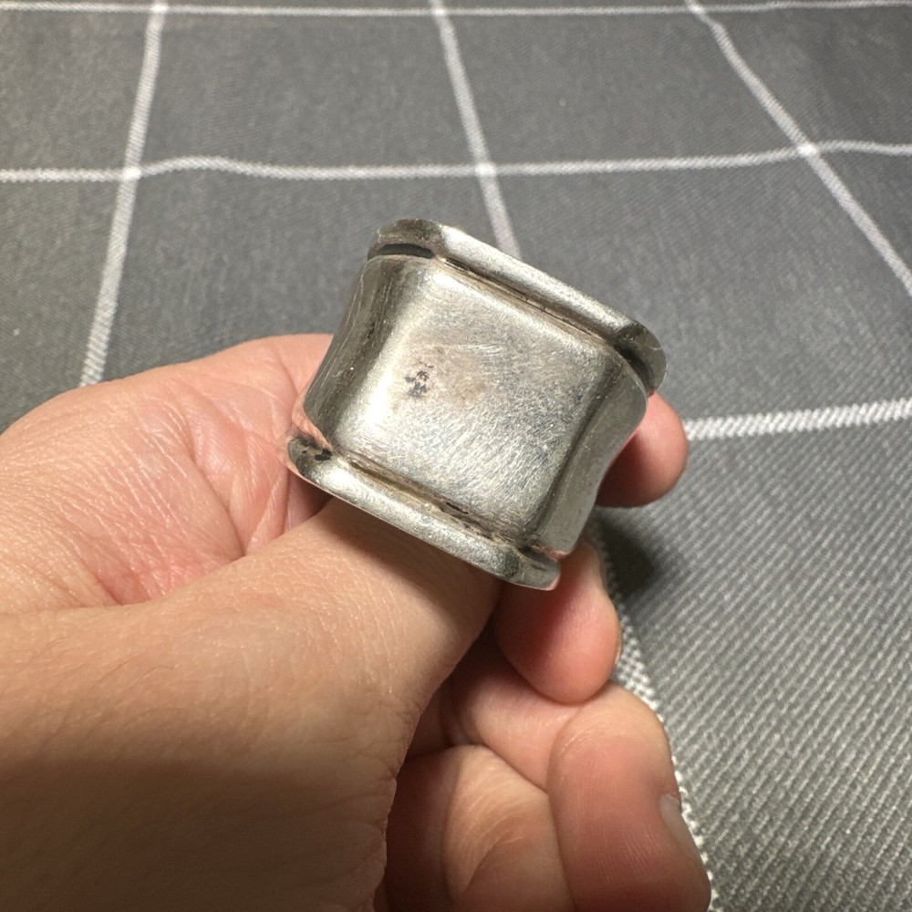 Antique Heavy 830 Silver Heavy Napkin Ring