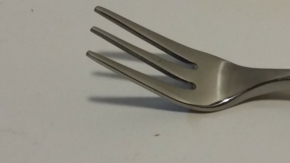 LaMode Decor Stainless 5 1/2" cocktail fork