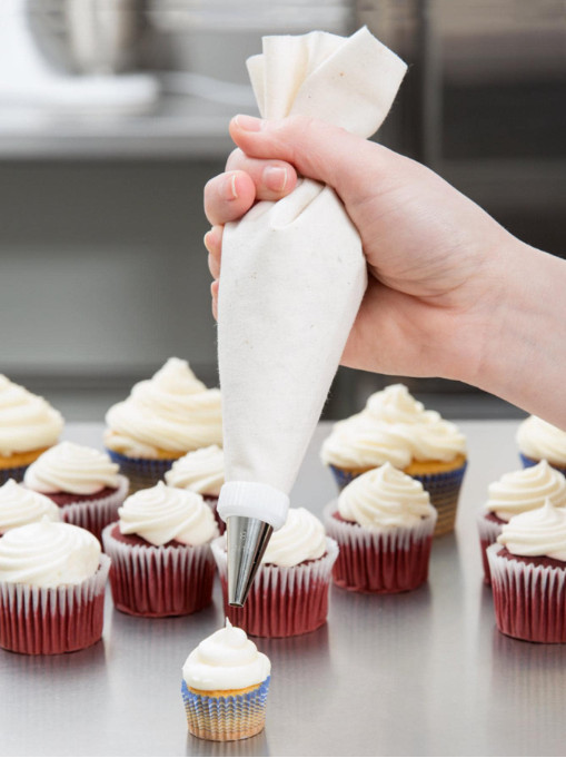 26 Pcs Cake Decorating Kit | Piping Bag Tips Coupler – Baking Tools Set