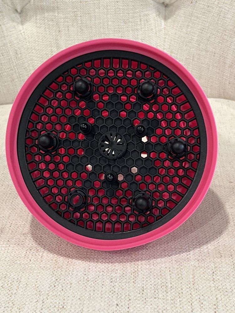 Universal diffuser for hairdryer