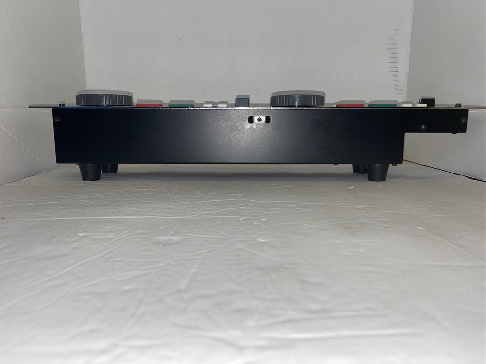 Numark Rack Mount Digital Media Controller No Cord