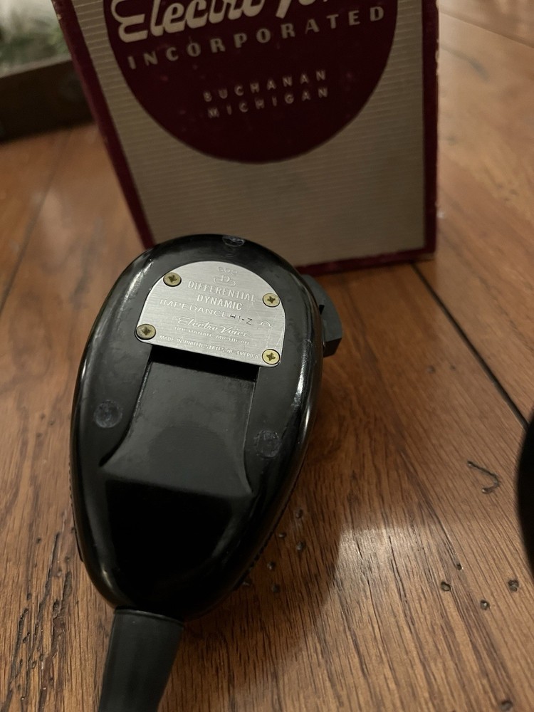 Electro-Voice Vintage Microphone Model 602 Differential Dynamic with Box & Cable