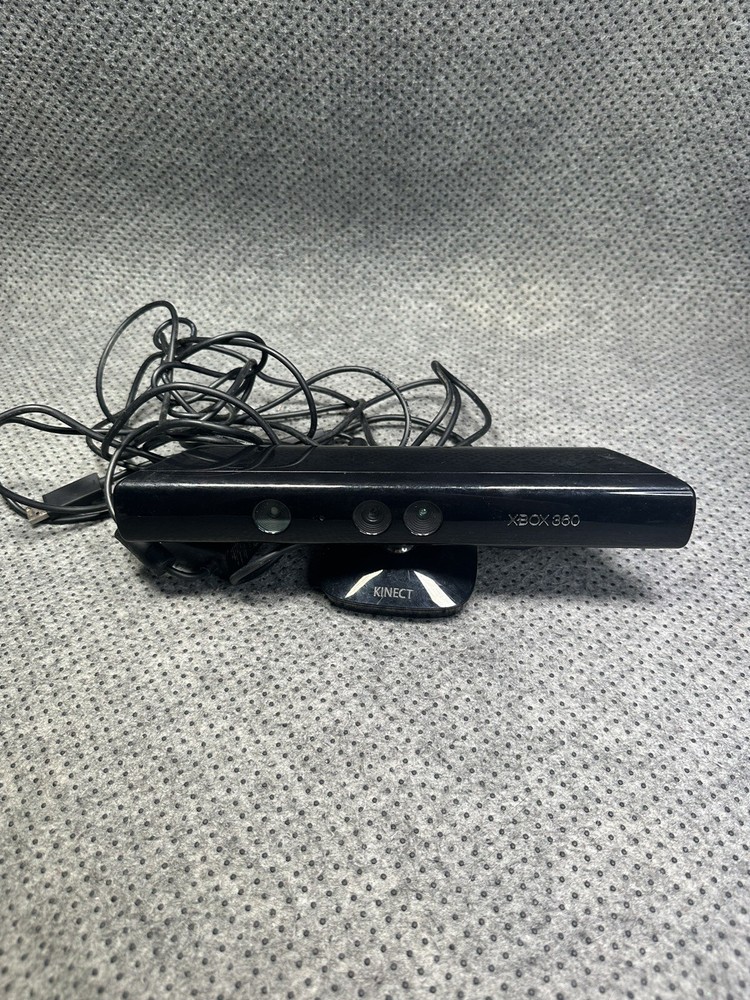 Xbox 360 Kinect with Box WORKS TESTED