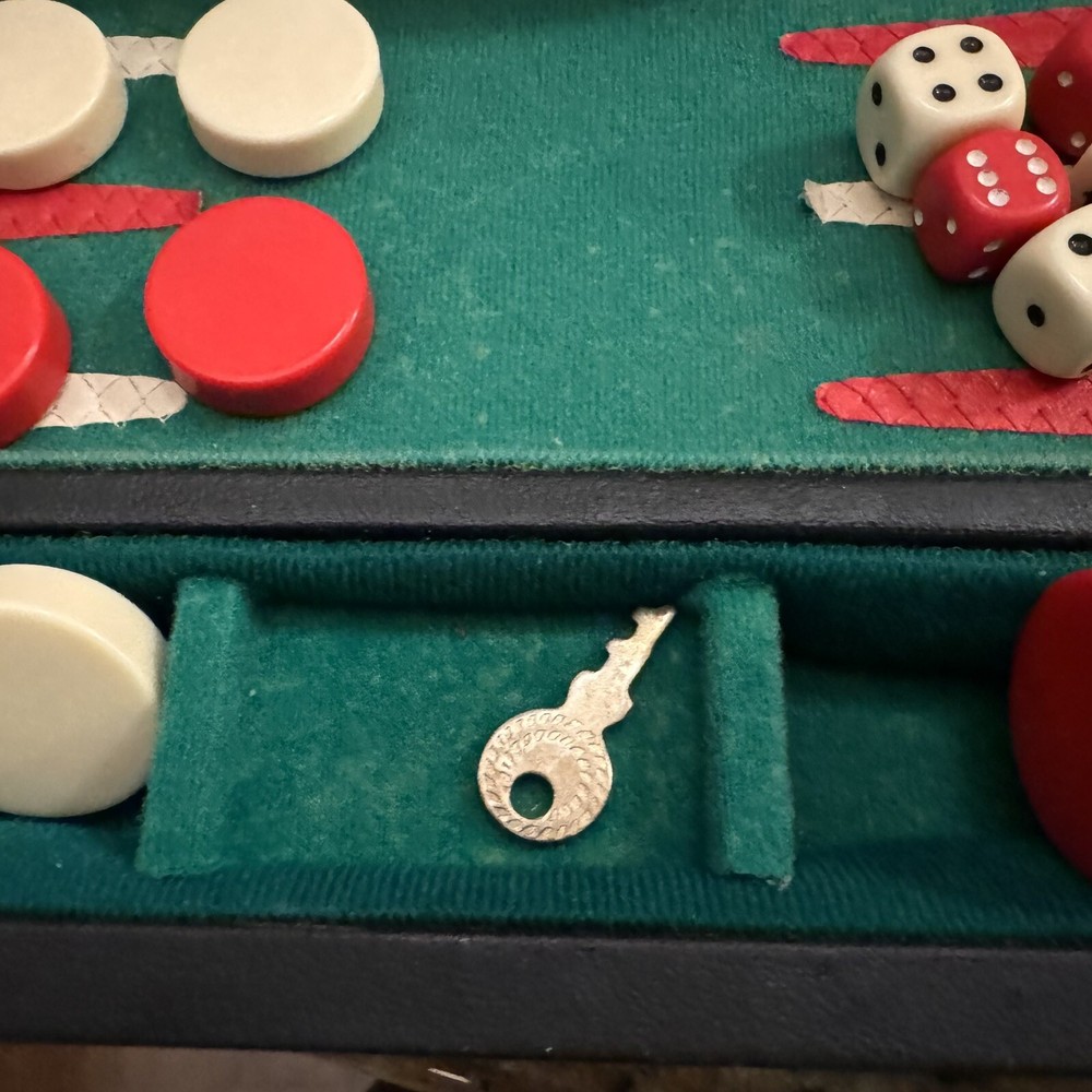 VTG Backgammon Set Bakelite 32 Red Cream Pieces