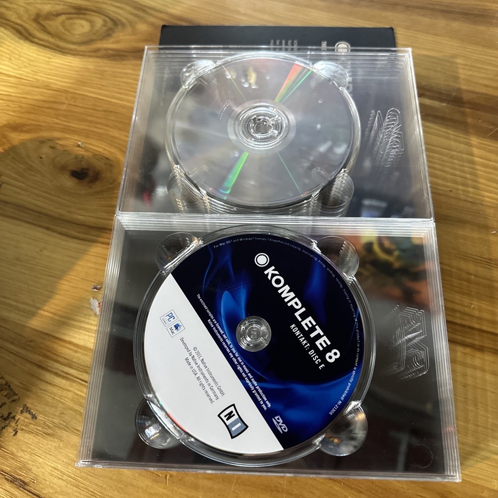 Native Instruments Komplete 8