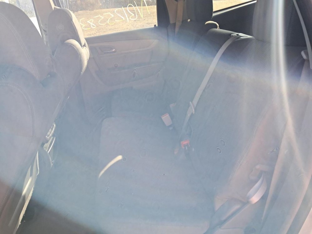 TRAVERSE 2016 Glove Box 4785751