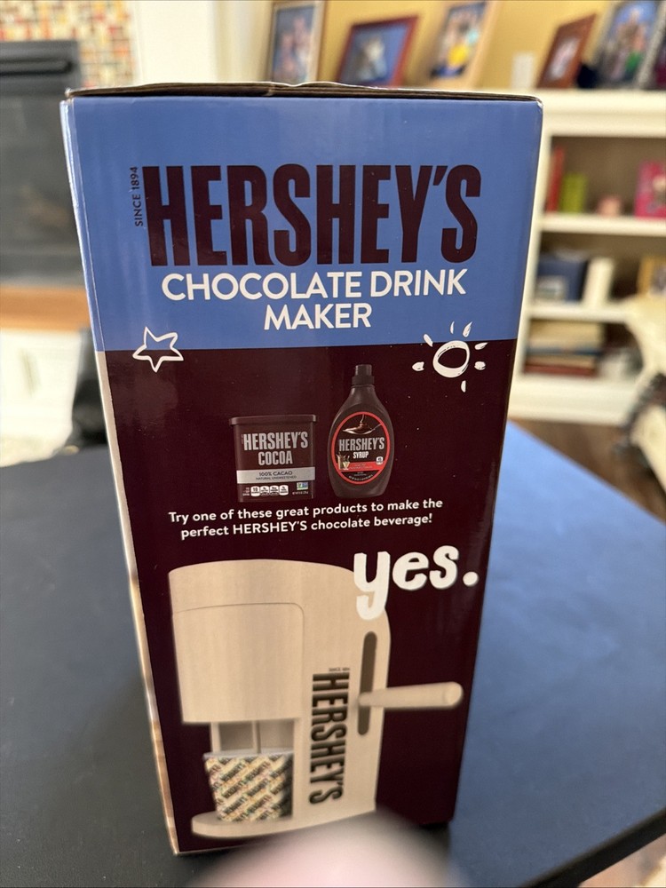 Hershey's Chocolate Drink Maker Includes Machine & 2 Paper Cups New/Sealed