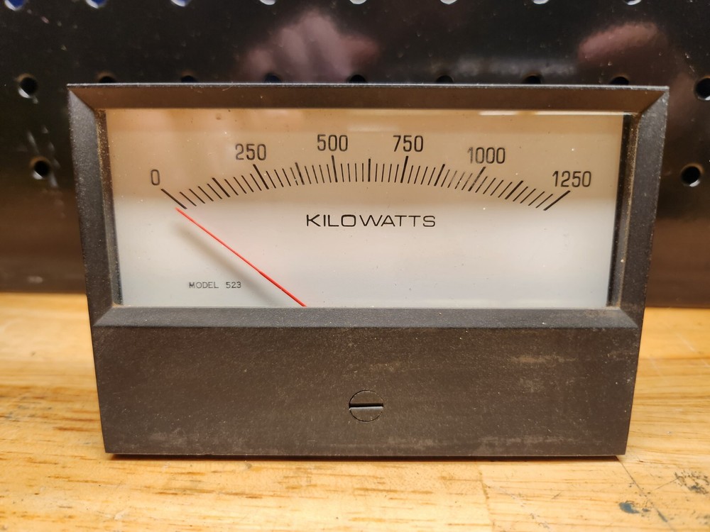 Simpson Model 523 Panel Meter 0-10 VDC, 0-1250 Kilowatts