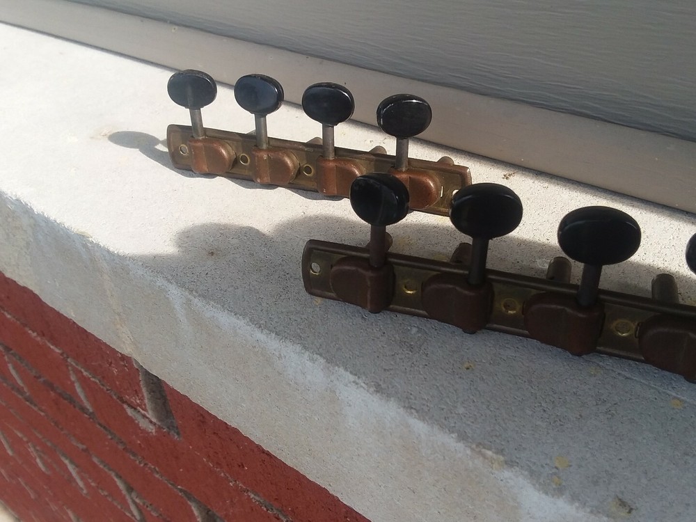 Vintage Closed Back Mandolin Tuners