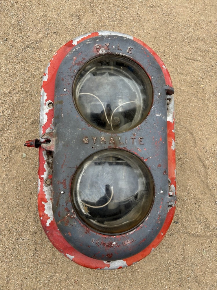 Railroad Vintage Oscillating Gyralite