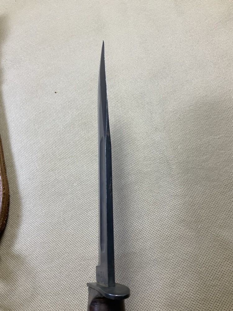 Camillus USN knife W/ sheath US Navy