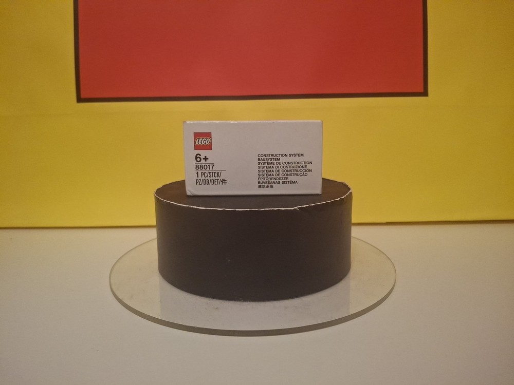 LEGO Large Angular Motor 88017 new, Unsealed - RETIRED!