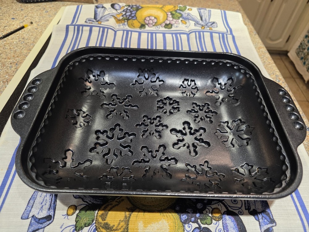 Snowflake baking pan made exclusively for William Somona by Nordic Ware