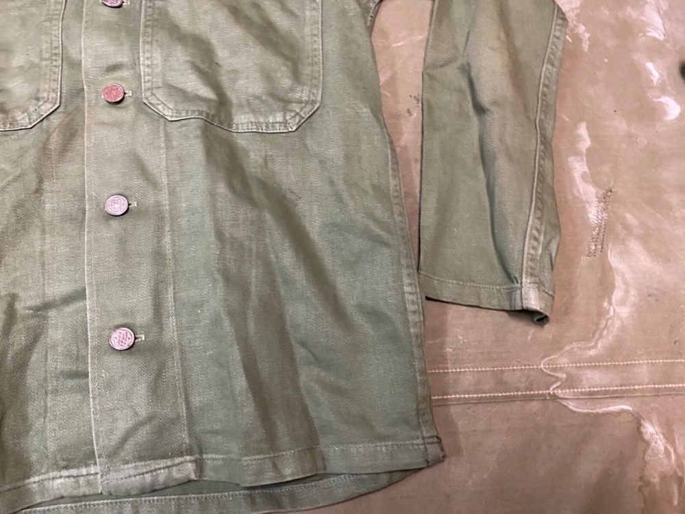 ORIGINAL WWII US ARMY HBT COMBAT FIELD JACKET- SIZE MEDIUM