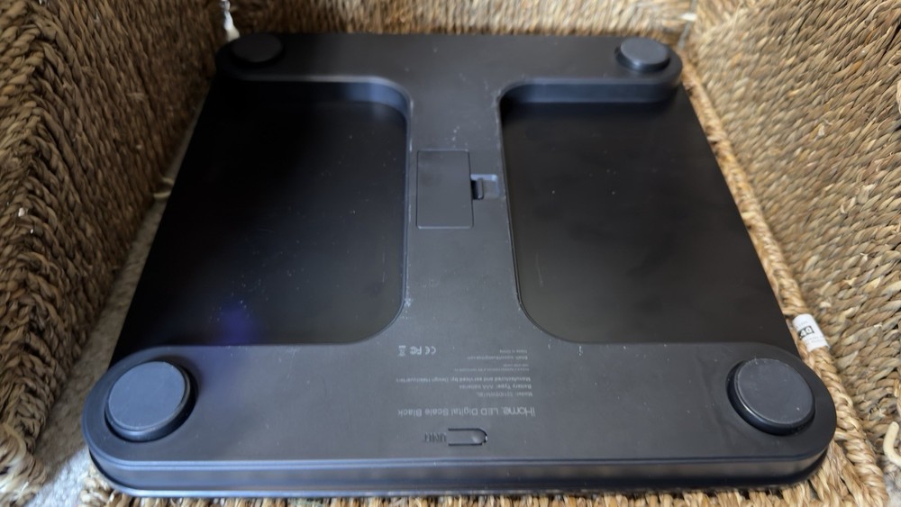 iHome LED Digital Bathroom Scale Black Glass Plastic