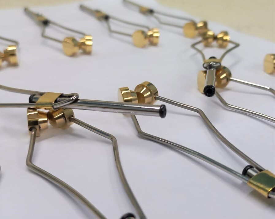 12 Pcs Titanium Tips High Quality Ceramic Bobbins Fly Tying Tools Bobbins Flies