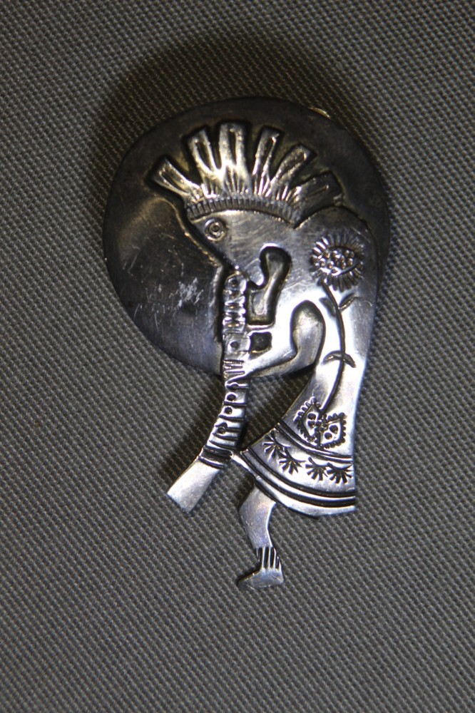 STERLING INDIAN STRING TIE CLASK