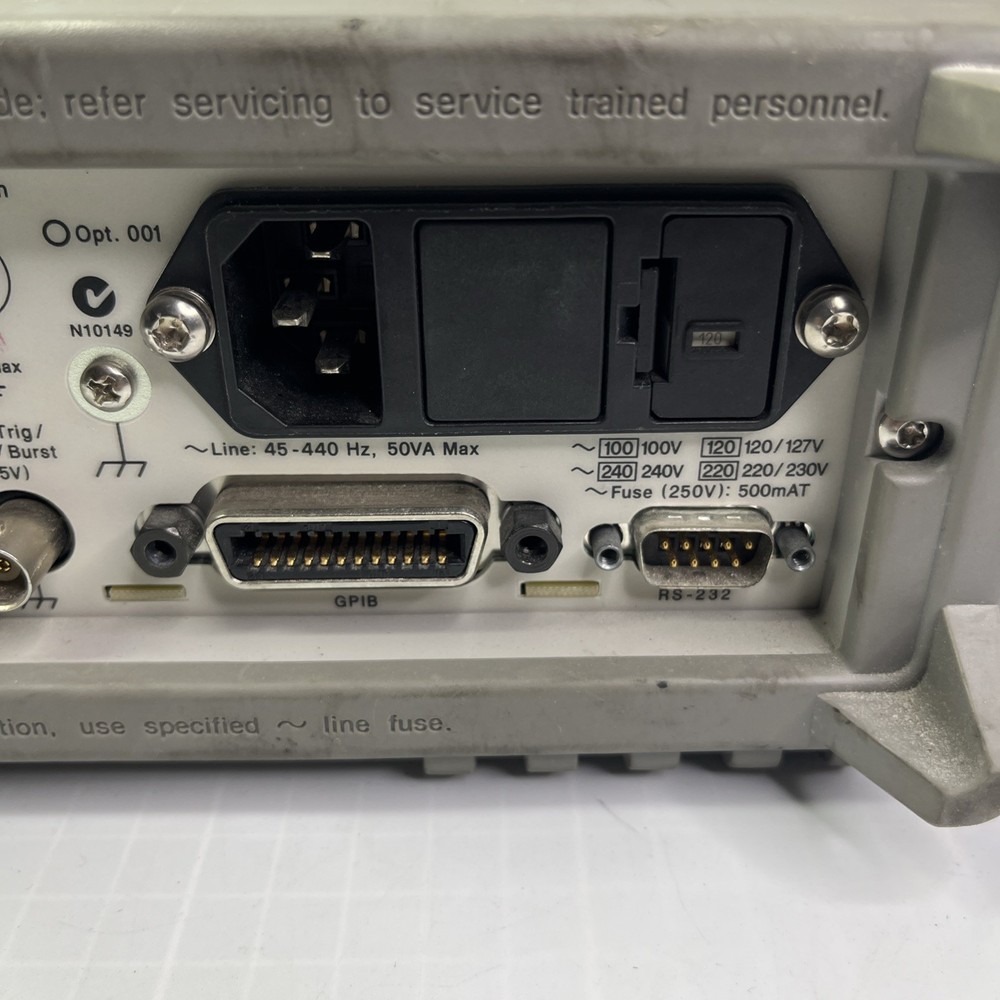 Agilent 33120A 15 MHz Function / Arbitrary Waveform Generator WORKS