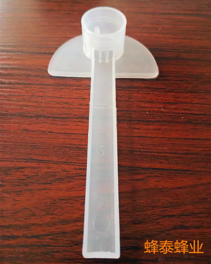 100 Pcs Beekeeping Entry Feeder Cap Feeder Beekeeping Hive Tool Bee Feeder