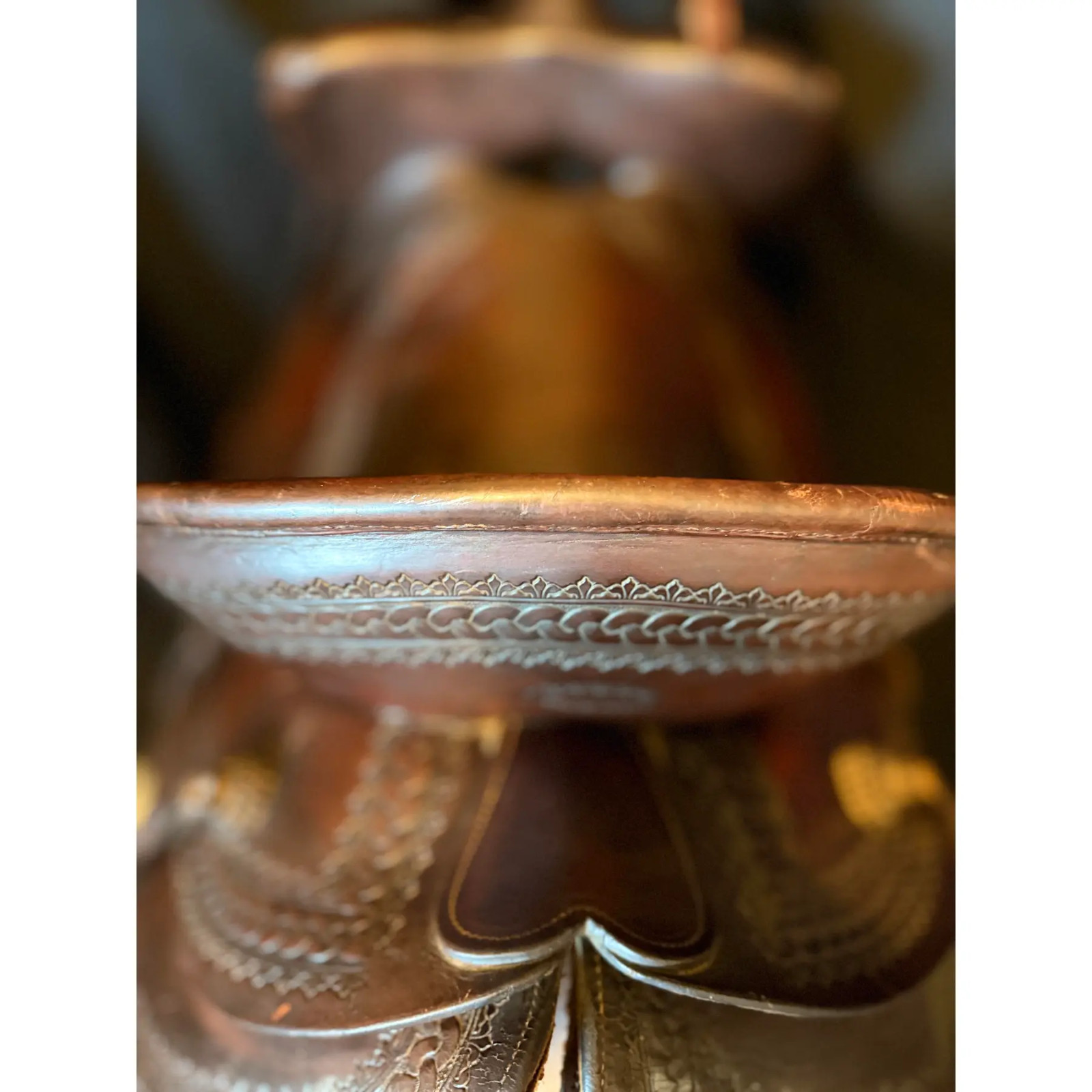 Vintage Collectors 1940s Keyston Bros Saddle Dark Oil Highback Beartrap 14” Seat