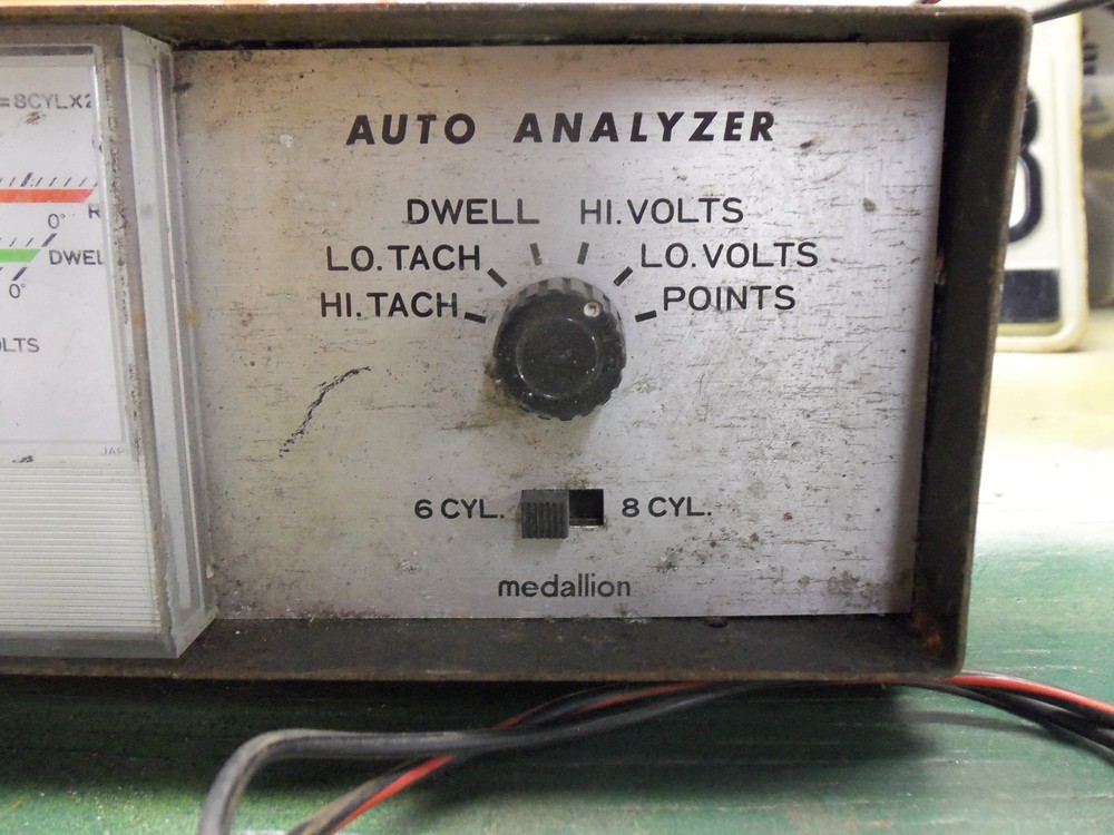Vintage MEDALLION Auto Analyzer