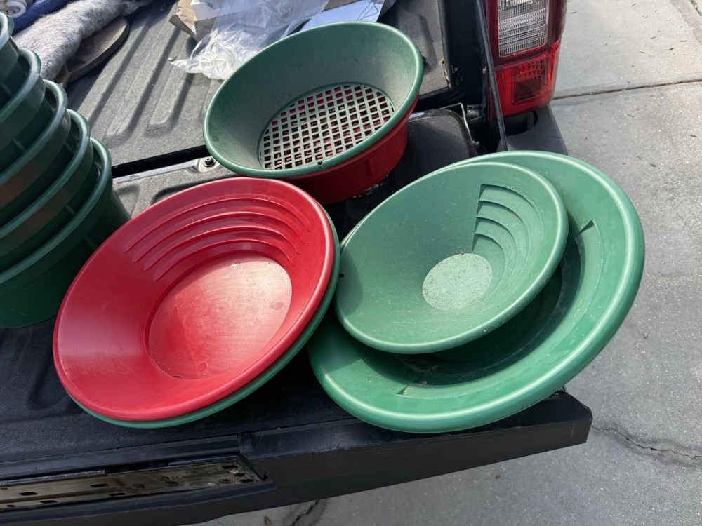 Gold Pans Bundle / Classifier Screens!