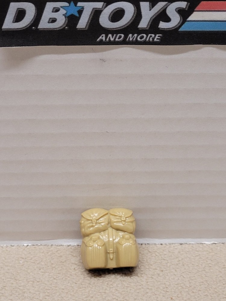 Vintage GI Joe Dusty Backpack Accessory Weapon Part ARAH 1985 - NICE