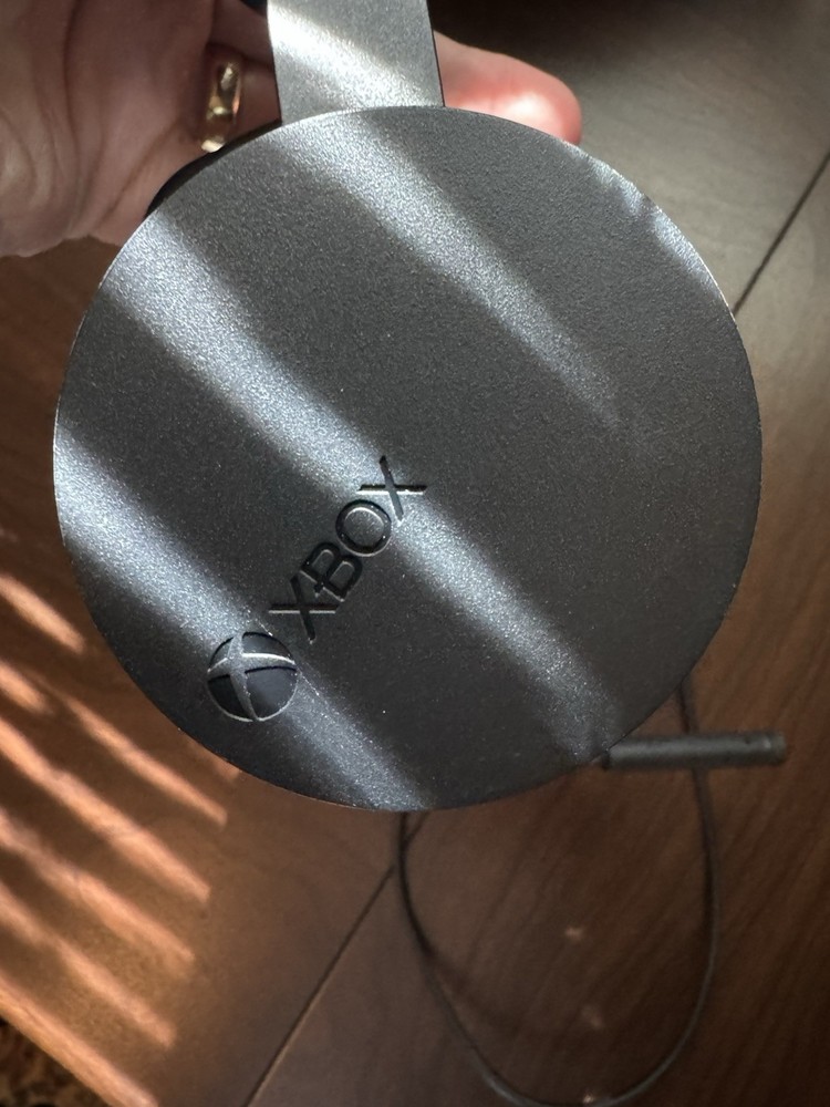 Microsoft Xbox Wireless Headset - Black