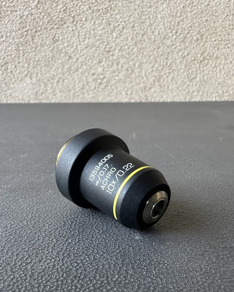 Leica Achro Microscope Objective Lens 10X/0.22, ∞/0.17