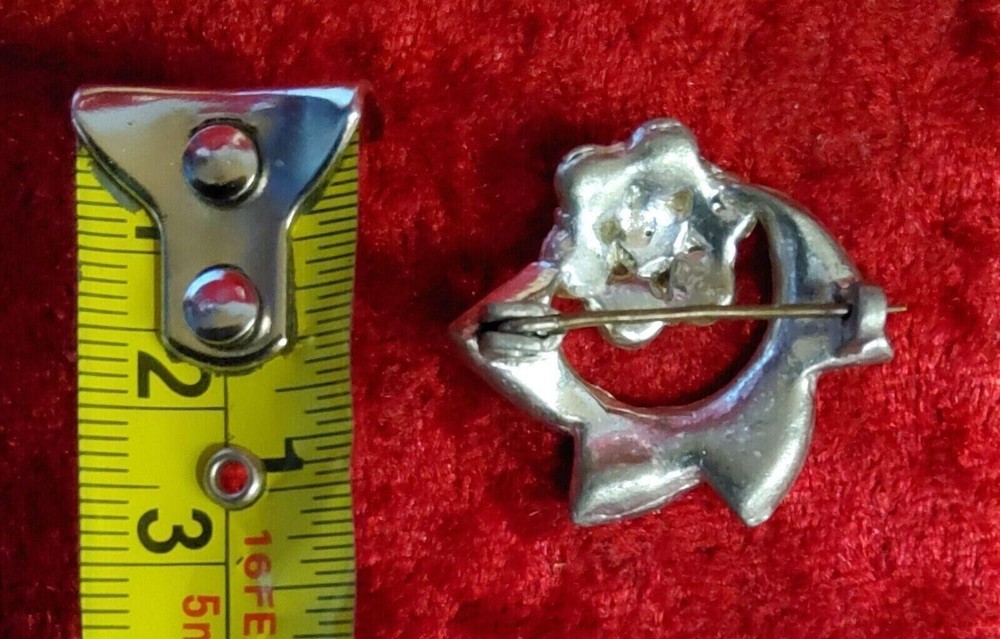 Patterned Costume Jewellery Brooch