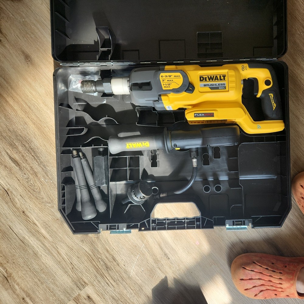 flex volt 3 speed core drill dewLt