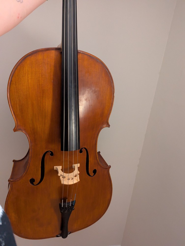 4/4 Romania Cello