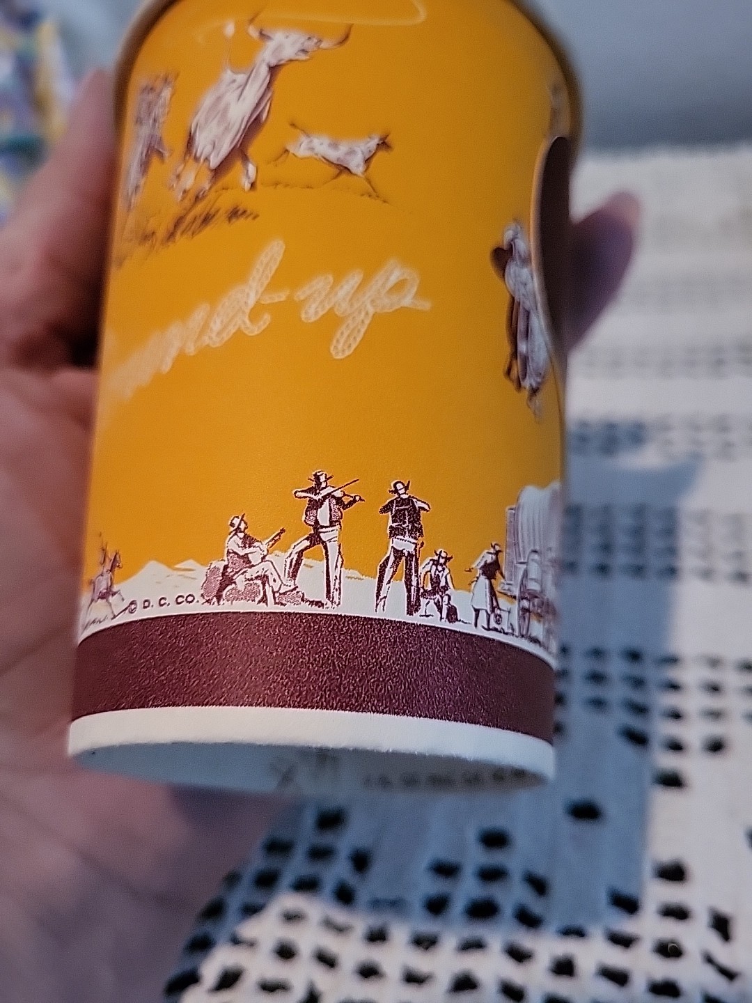 1950s Vintage 9oz Disposable Dixie Cups “Round-Up Design” - 4 Cups Handles