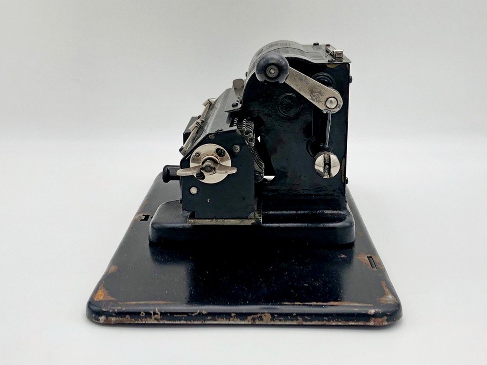 Felix Arithmometer Vintage Calculating Device Pre-computer Adding Machine USSR